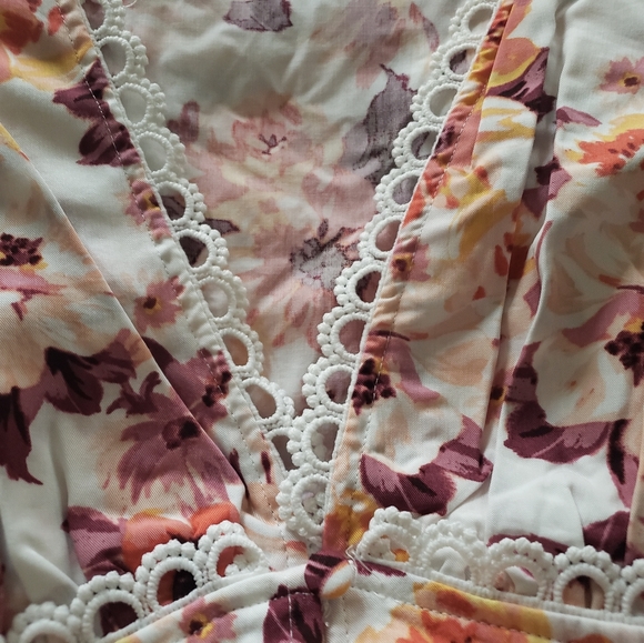 💮 NWT Lovely JustFab Crochet Trim Maxi Dress - Picture 13 of 14